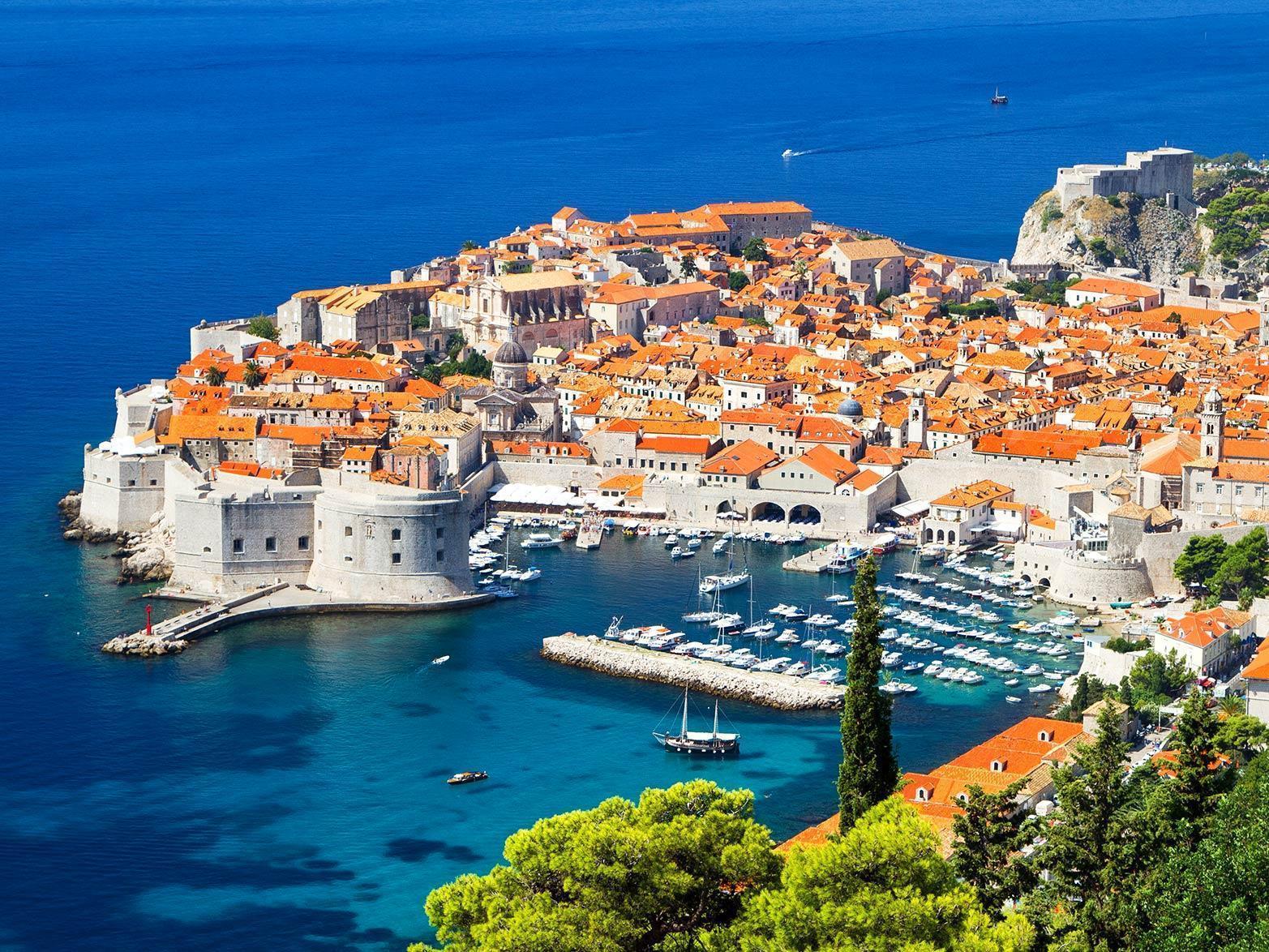 Town of Dubrovnik with Prime transfer